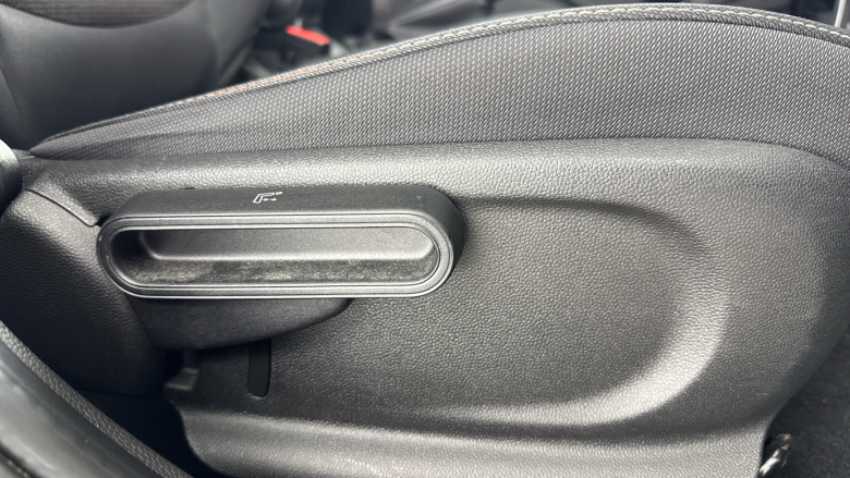 MINI Hatchback 1.5 Cooper Classic II 5dr Auto Petrol Hatchback